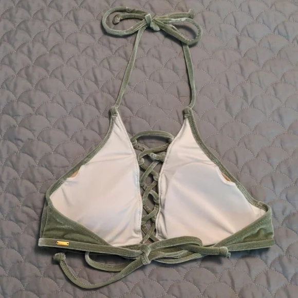 Victoria's Secret Pink Bikini - Picture 3 of 7